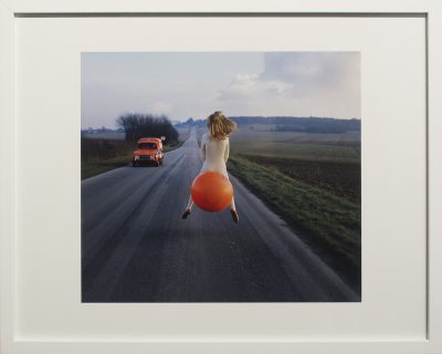 Peter Knapp et la mode - Dancing in the Street - Cité de la Mode et du Design - On the road to Thoiry, 1970