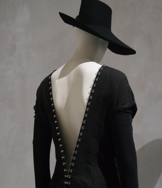 Back Side – Dos à la Mode – Musée Bourdelle