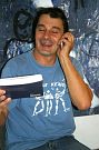 Jérôme Mesnager se fait une blague en téléphonant à son livre "20 ans qu'il court"!