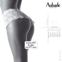 Aubade - Calendrier 2005 - Janvier - Modèle Laetitia Milot