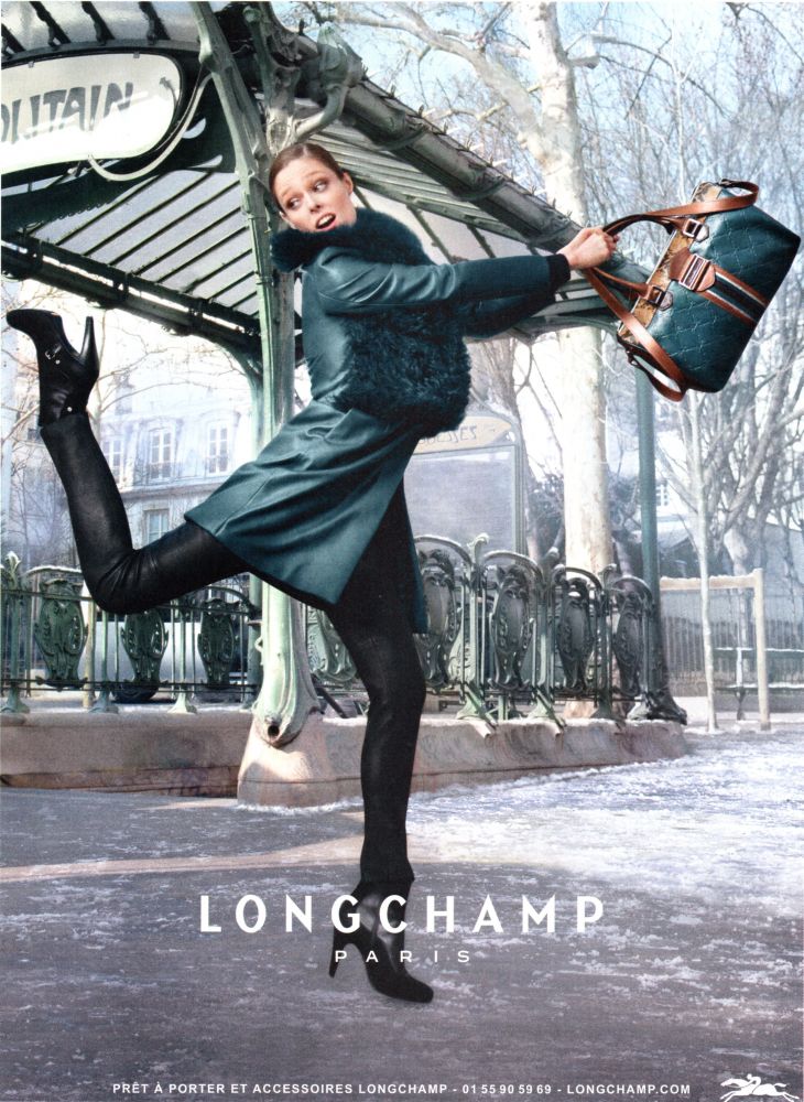 Longchamp : danser place des Abbesses