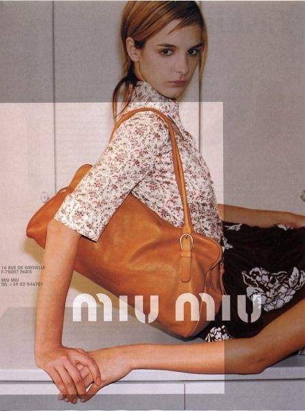 Miu Miu à tour de bras